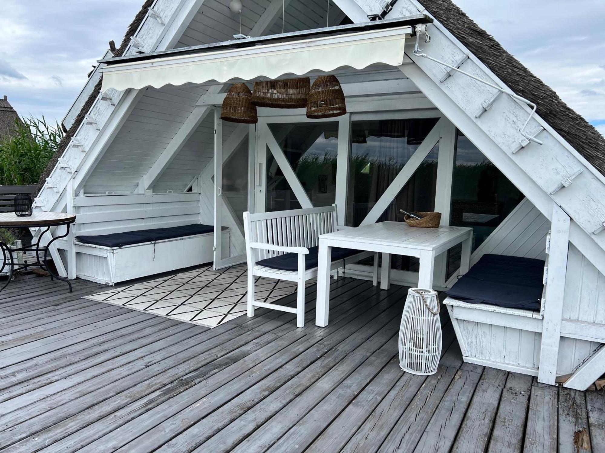 Seehuette Neusiedlersee - Seehaus Inklusive Elektroboot ルスト エクステリア 写真