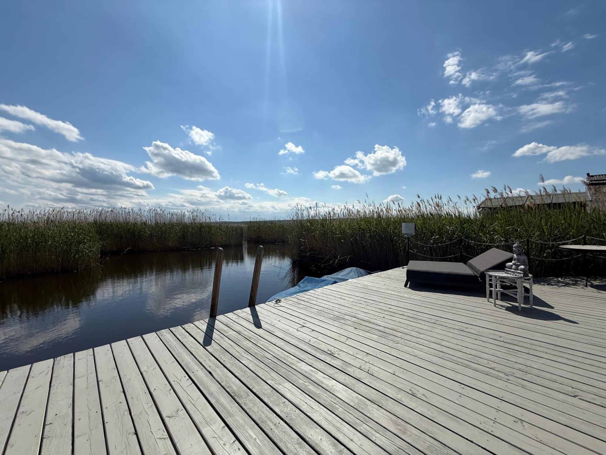 Seehuette Neusiedlersee - Seehaus Inklusive Elektroboot ルスト エクステリア 写真