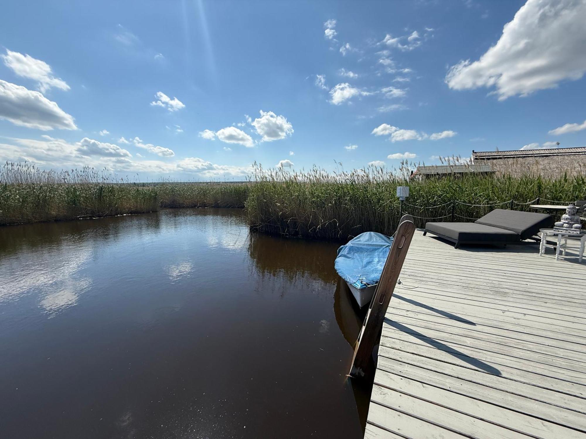 Seehuette Neusiedlersee - Seehaus Inklusive Elektroboot ルスト エクステリア 写真